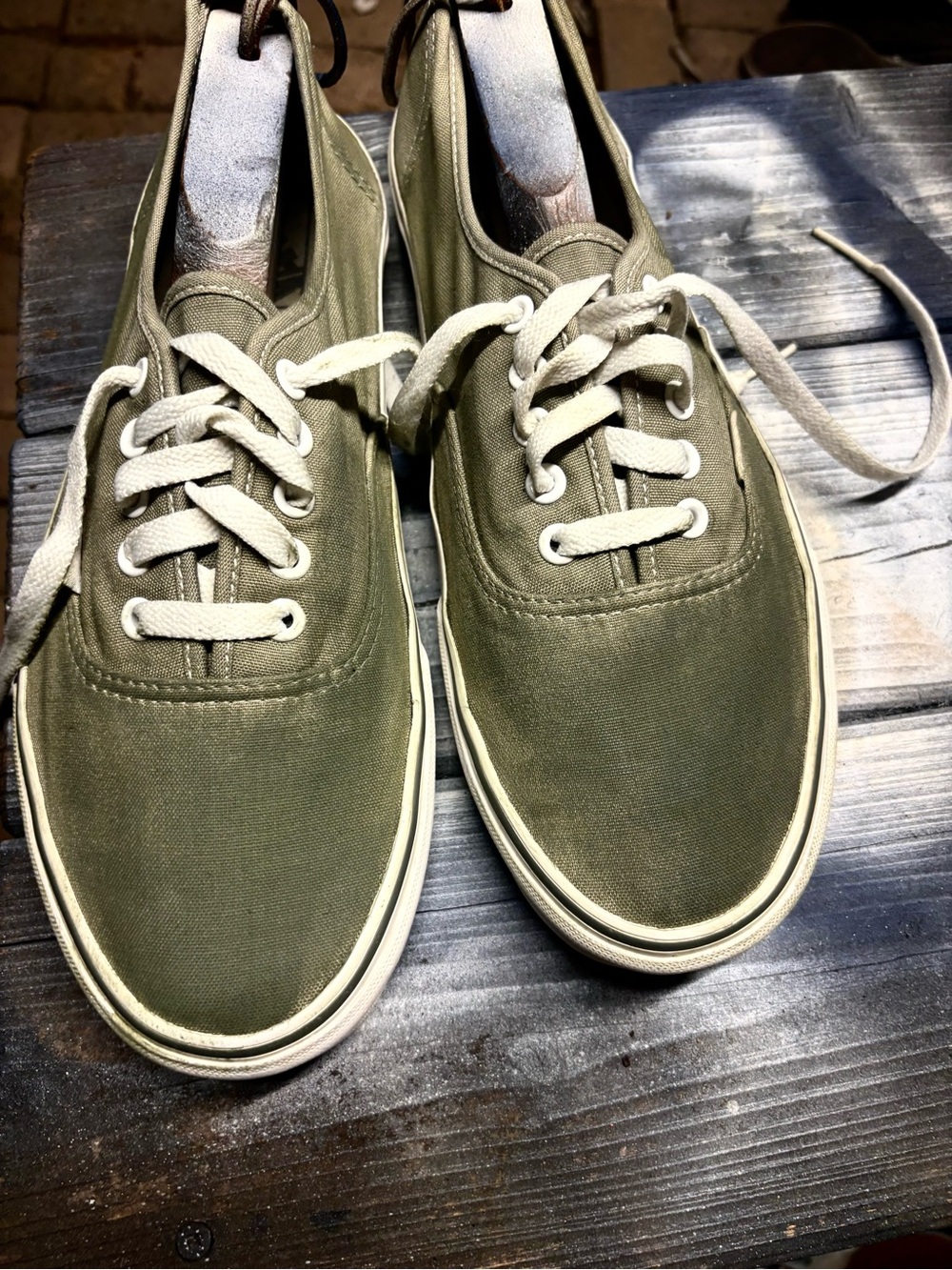 Vans Authentic Olive Green Canvas Sneakers size men 11 good condition